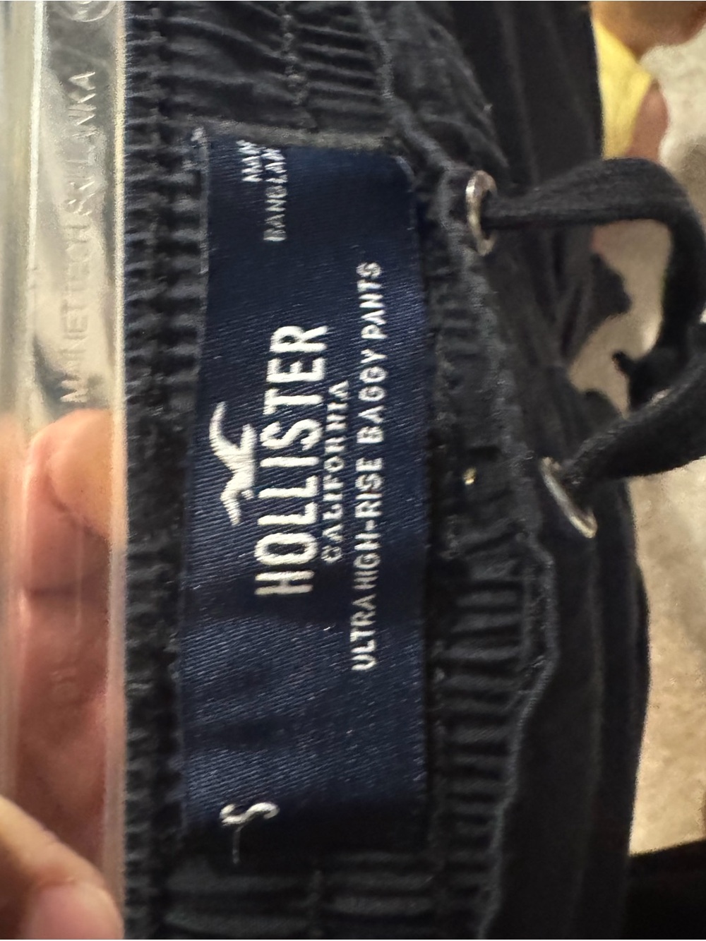 Hollister black Ultra High-Rise Baggy Pants - Picture 3 of 3